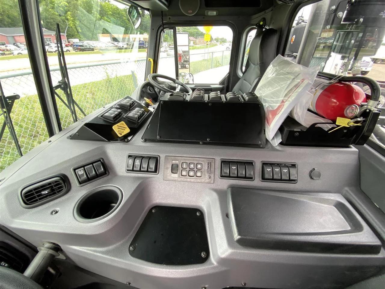 2025 Peterbilt 520 in Eau Claire, WI — photo 11