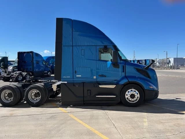 2026 Volvo in Commerce City, CO — photo 5