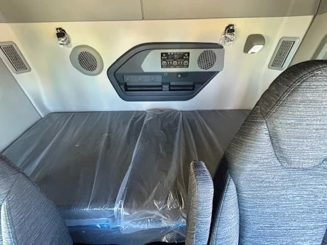2026 Volvo in Commerce City, CO — photo 9