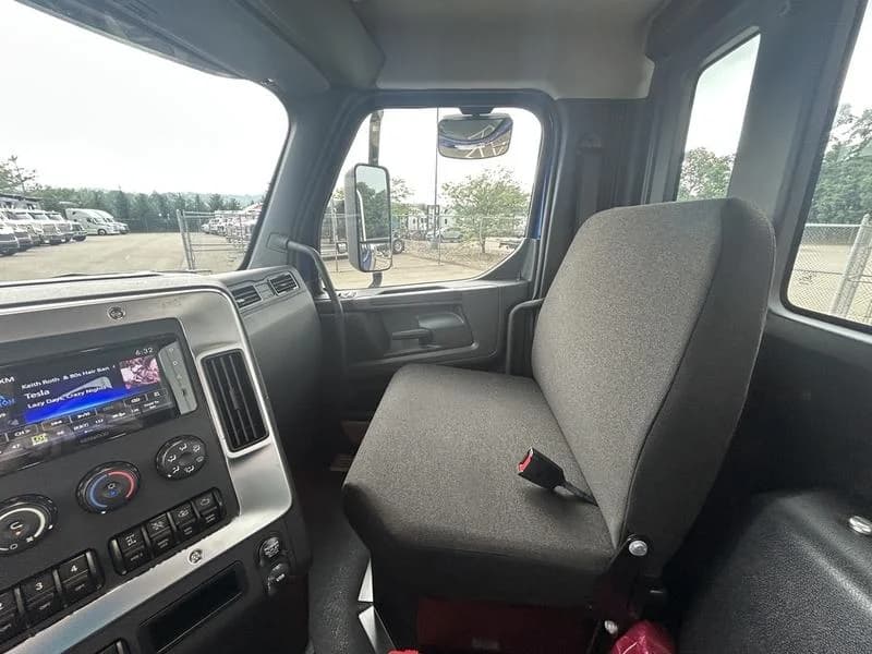 2026 Western Star 47X in Pittsburgh, PA — photo 16