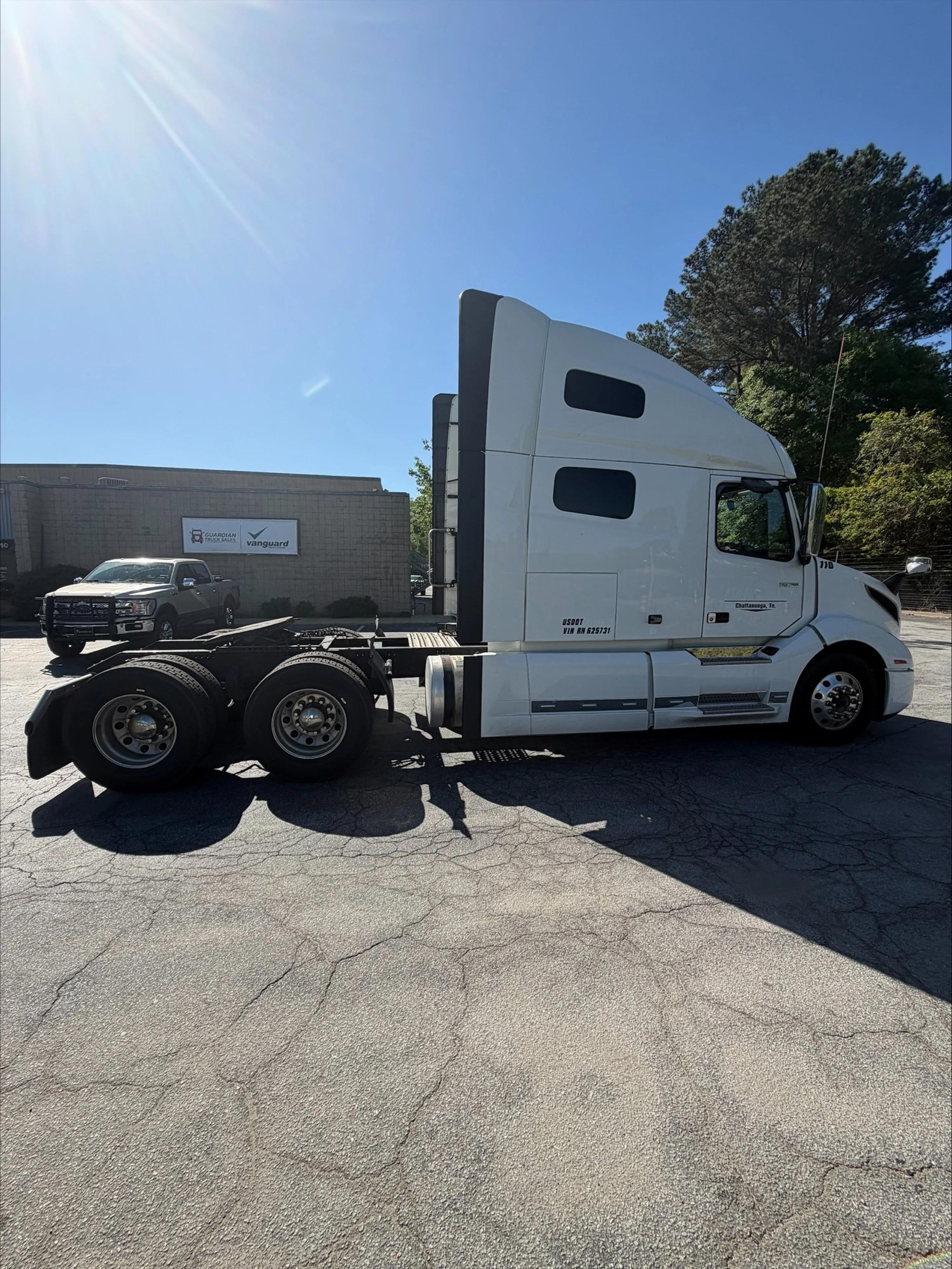 2024 Volvo VNL 760 in GUARDIAN ATLANTA — photo 6