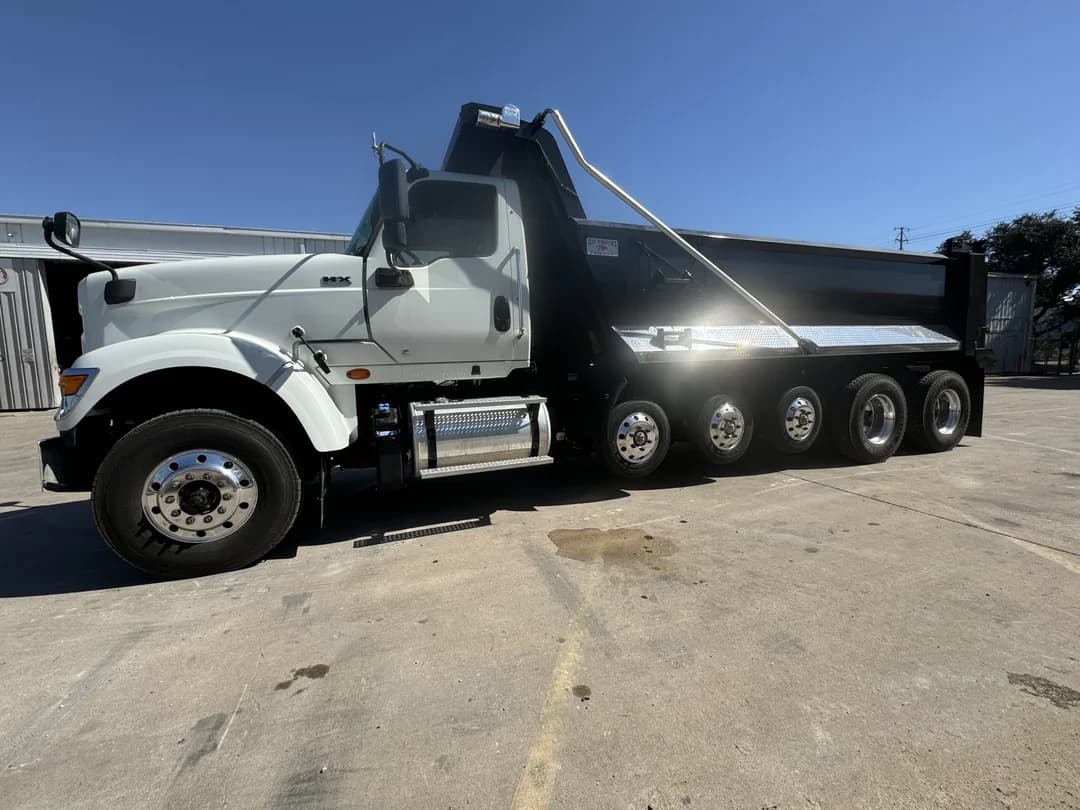 2024 International HX