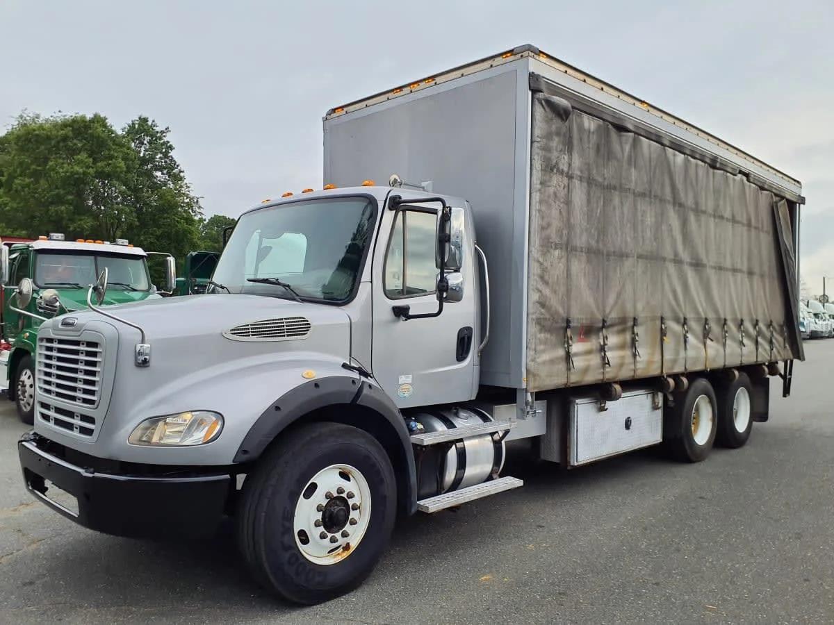 2015 Freightliner M2 112