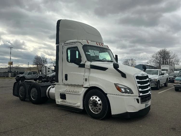 2023 Freightliner Cascadia