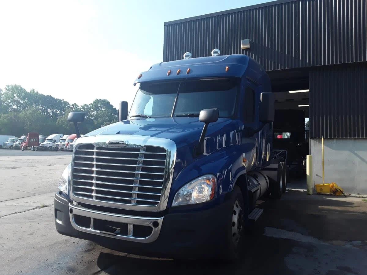 2020 Freightliner Cascadia