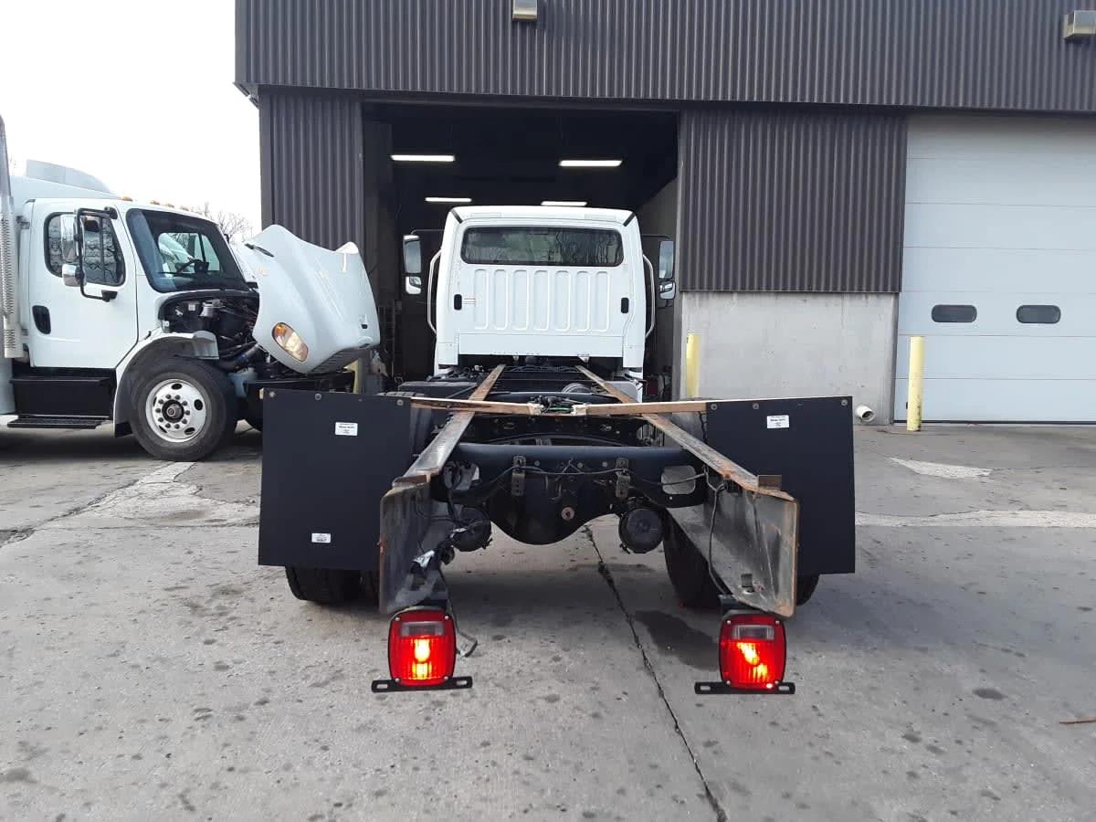 2020 Freightliner M2 106 in Kansas City, MO — photo 5