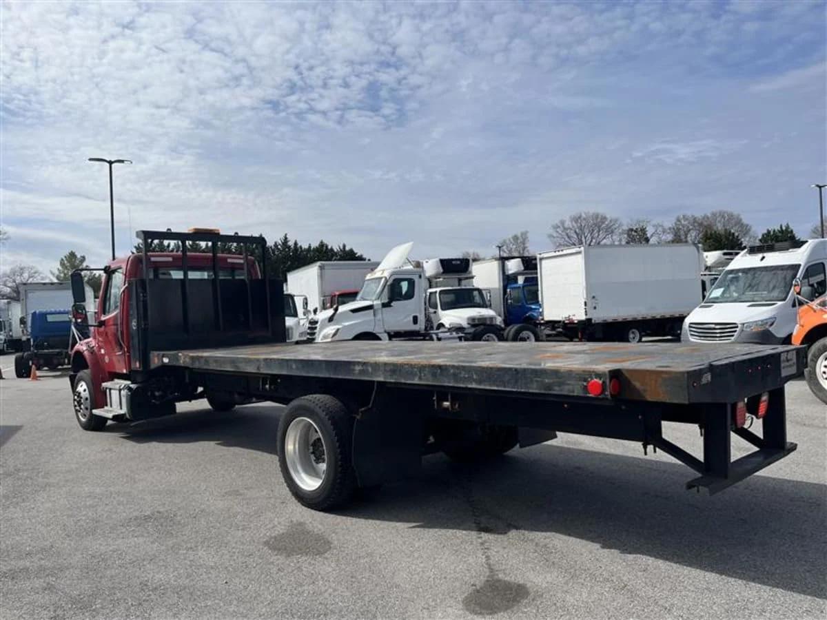 2020 Freightliner M2 106 in Beltsville, MD — photo 6
