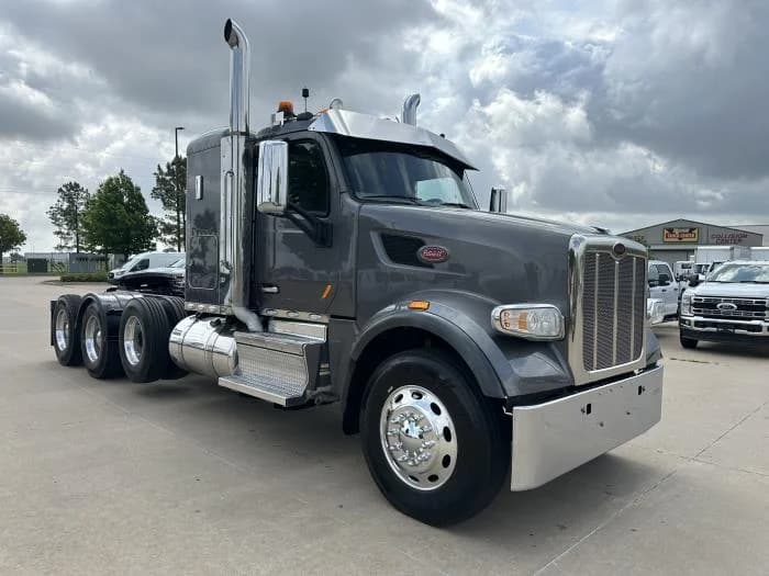 2021 Peterbilt 567 — photo 4