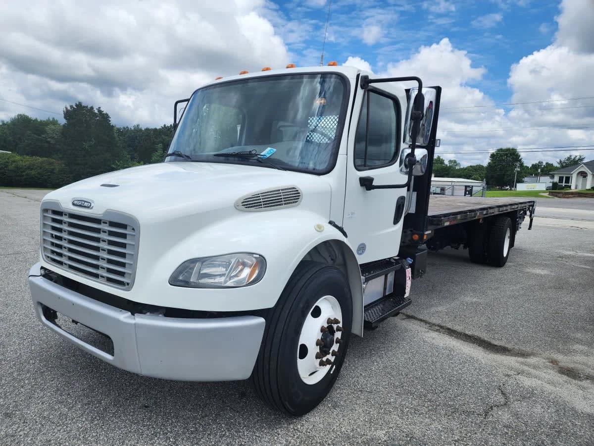 2016 Freightliner M2 106