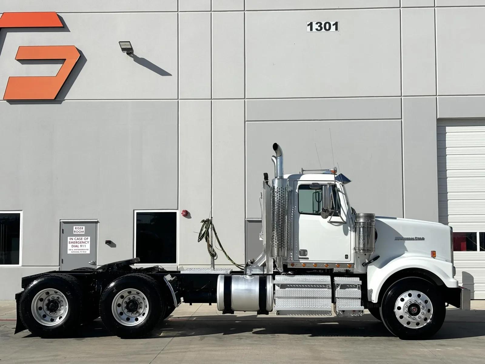 2015 Western Star 4900 in Hutchins, TX — photo 3