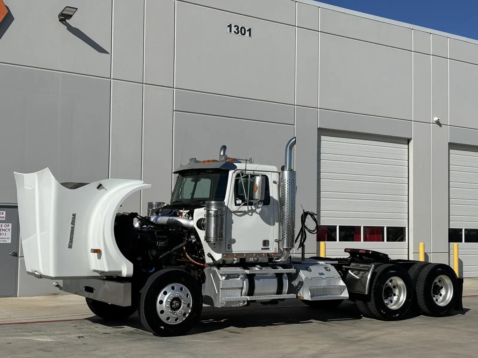 2015 Western Star 4900 in Hutchins, TX — photo 10