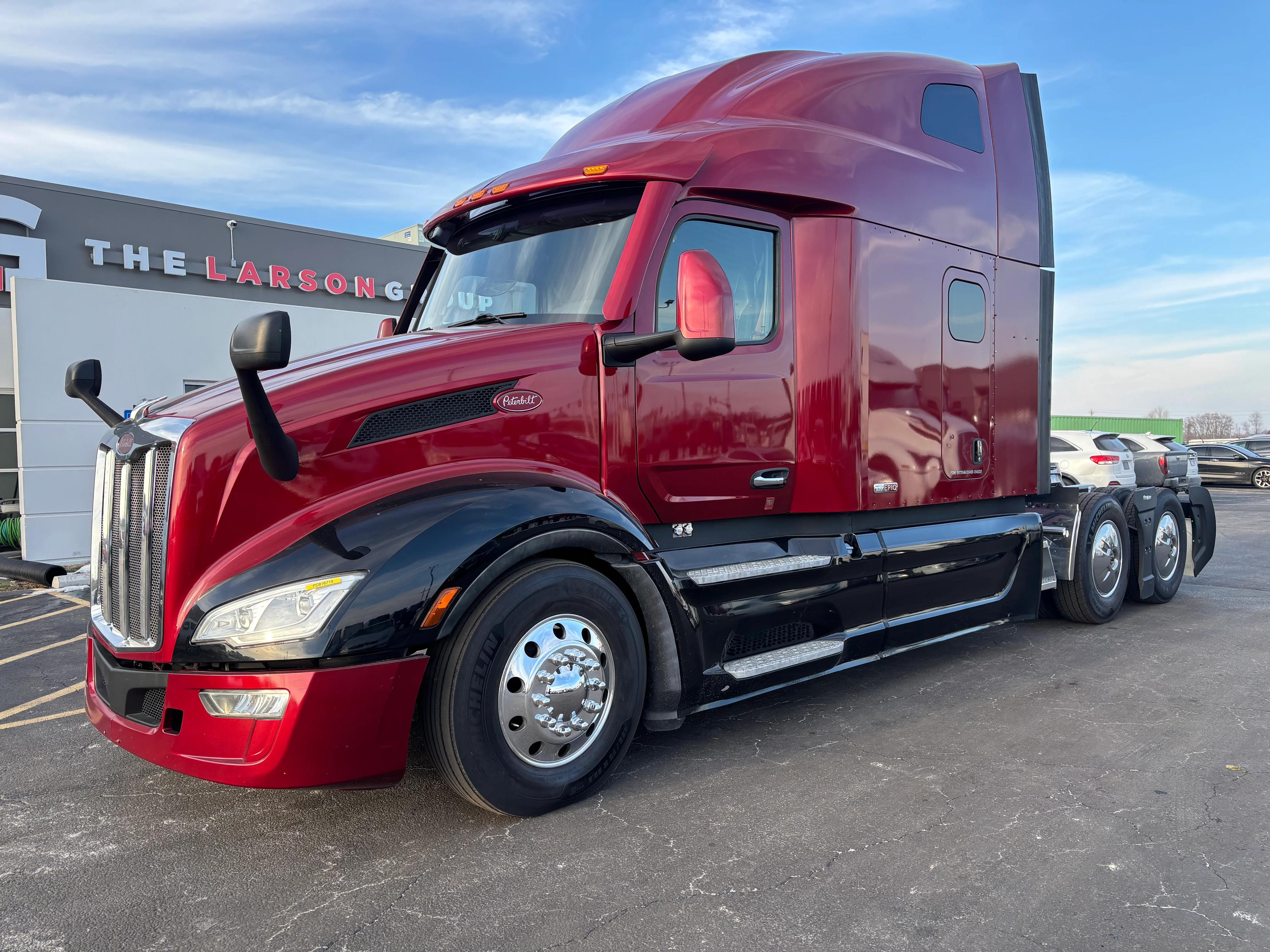 2023 Peterbilt 579