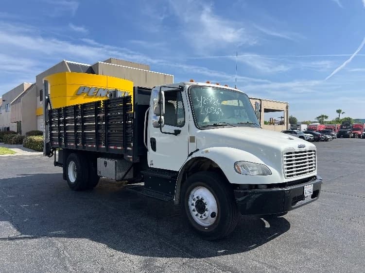 2019 Freightliner M2 106 in Torrance, CA