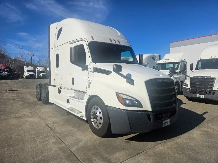 2020 Freightliner in Moberly, MO