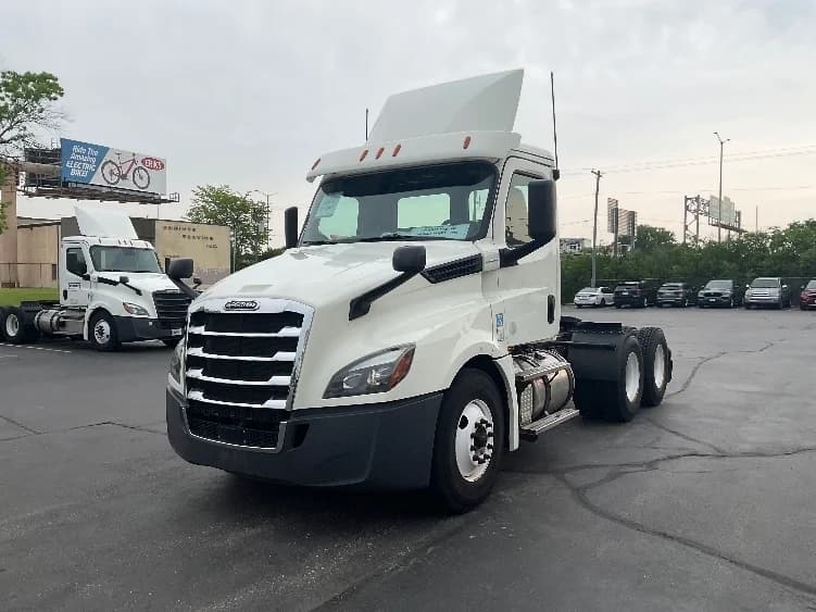 2019 Freightliner Cascadia in Milwaukee, WI