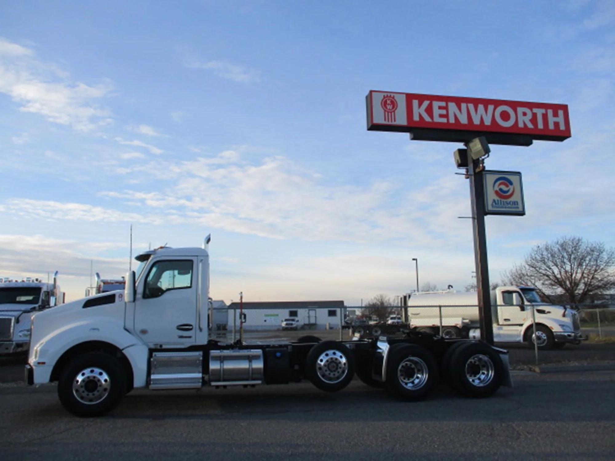 2026 Kenworth T880 in Pasco, WA, WA — photo 2