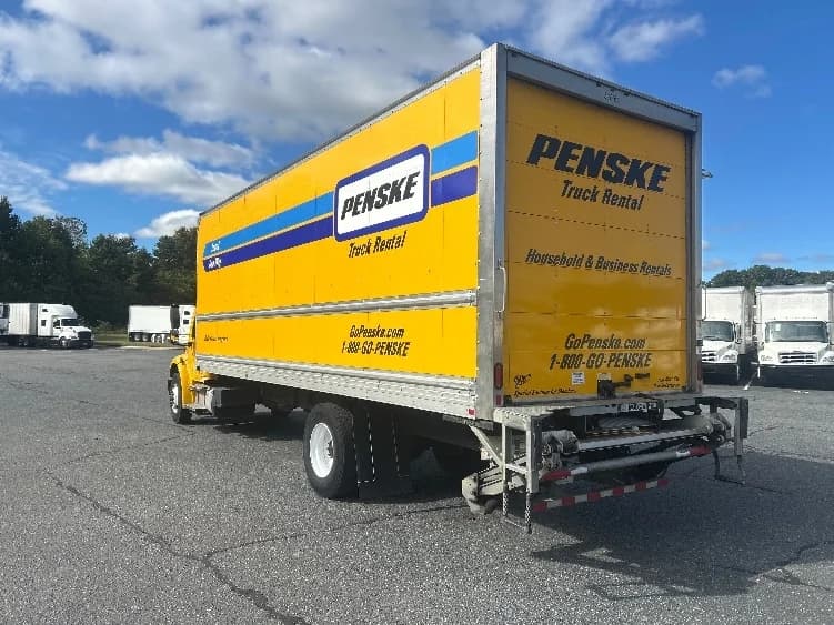 2022 Freightliner M2 106 in Charlotte, NC — photo 6