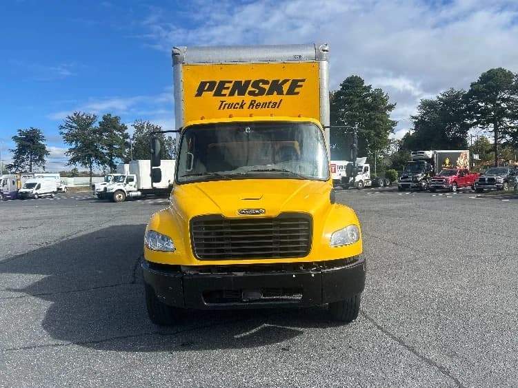 2022 Freightliner M2 106 in Charlotte, NC — photo 2