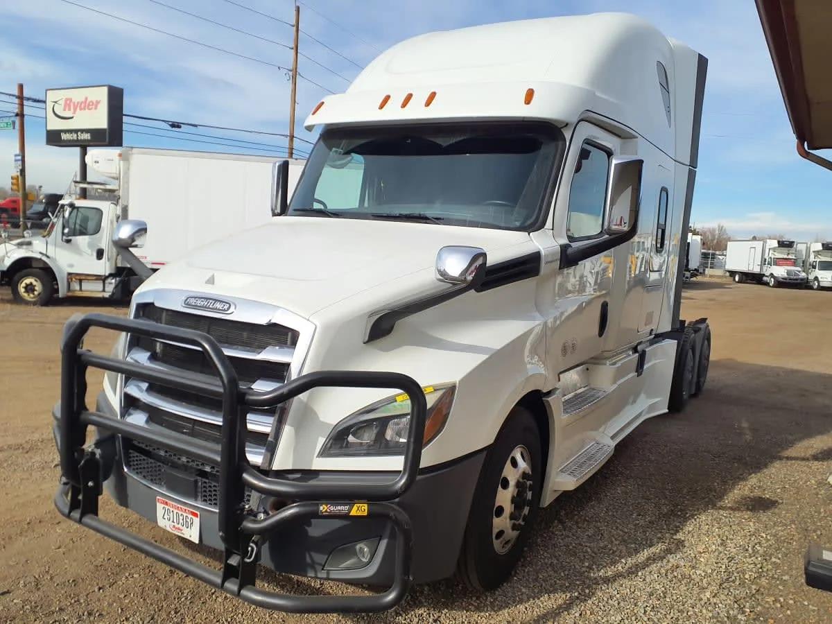 2020 Freightliner Cascadia