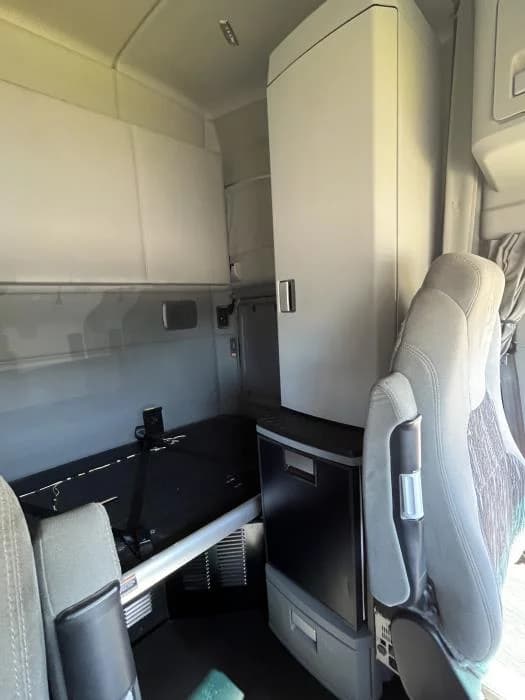 2021 Kenworth T680 in Kansas City, MO — photo 17