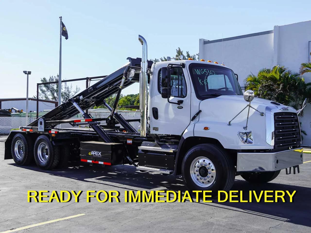 2025 Peterbilt 548