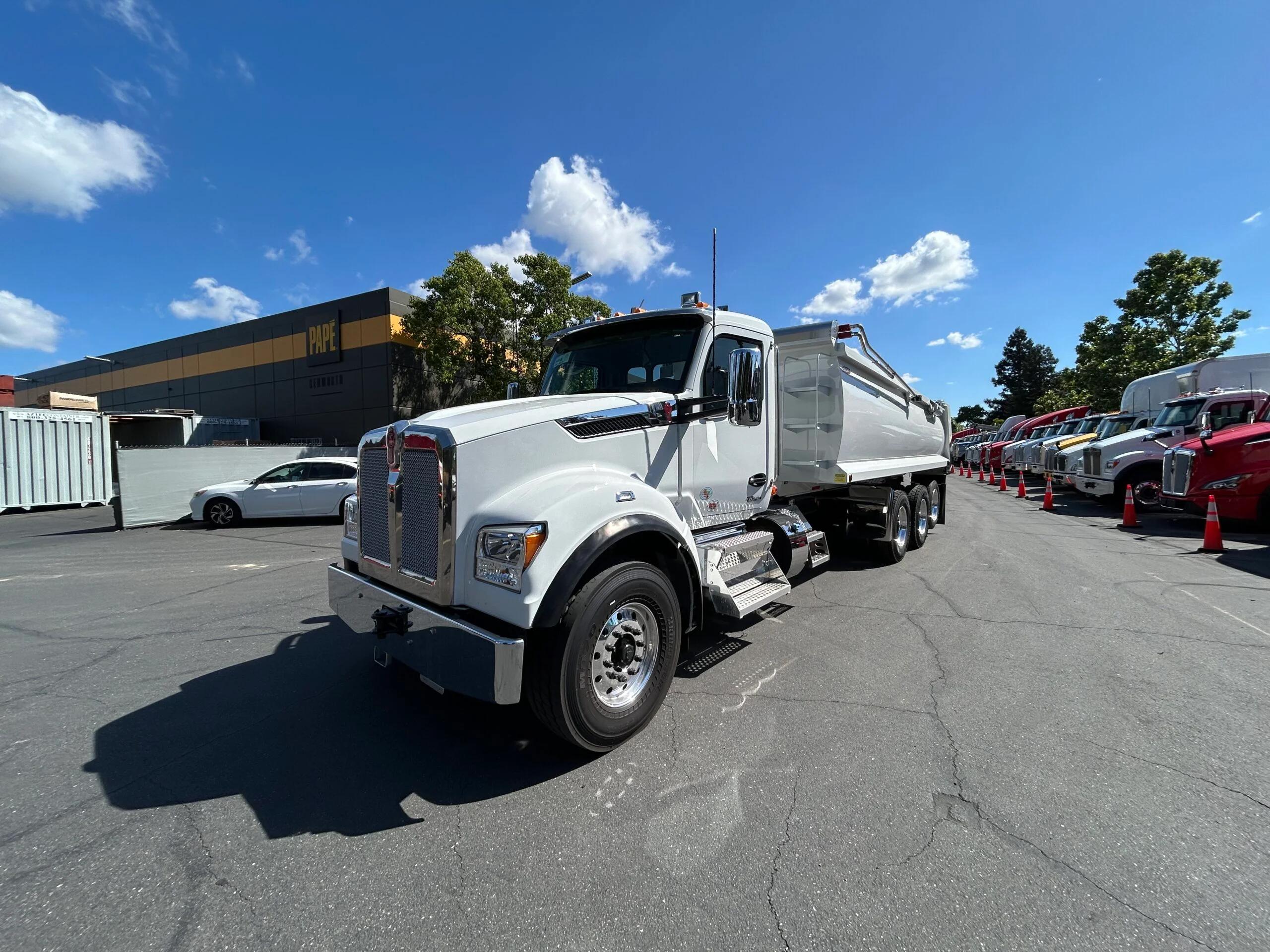 2026 Kenworth T880