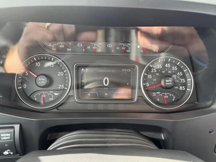 2026 International LT in Columbus, OH, OH — photo 8