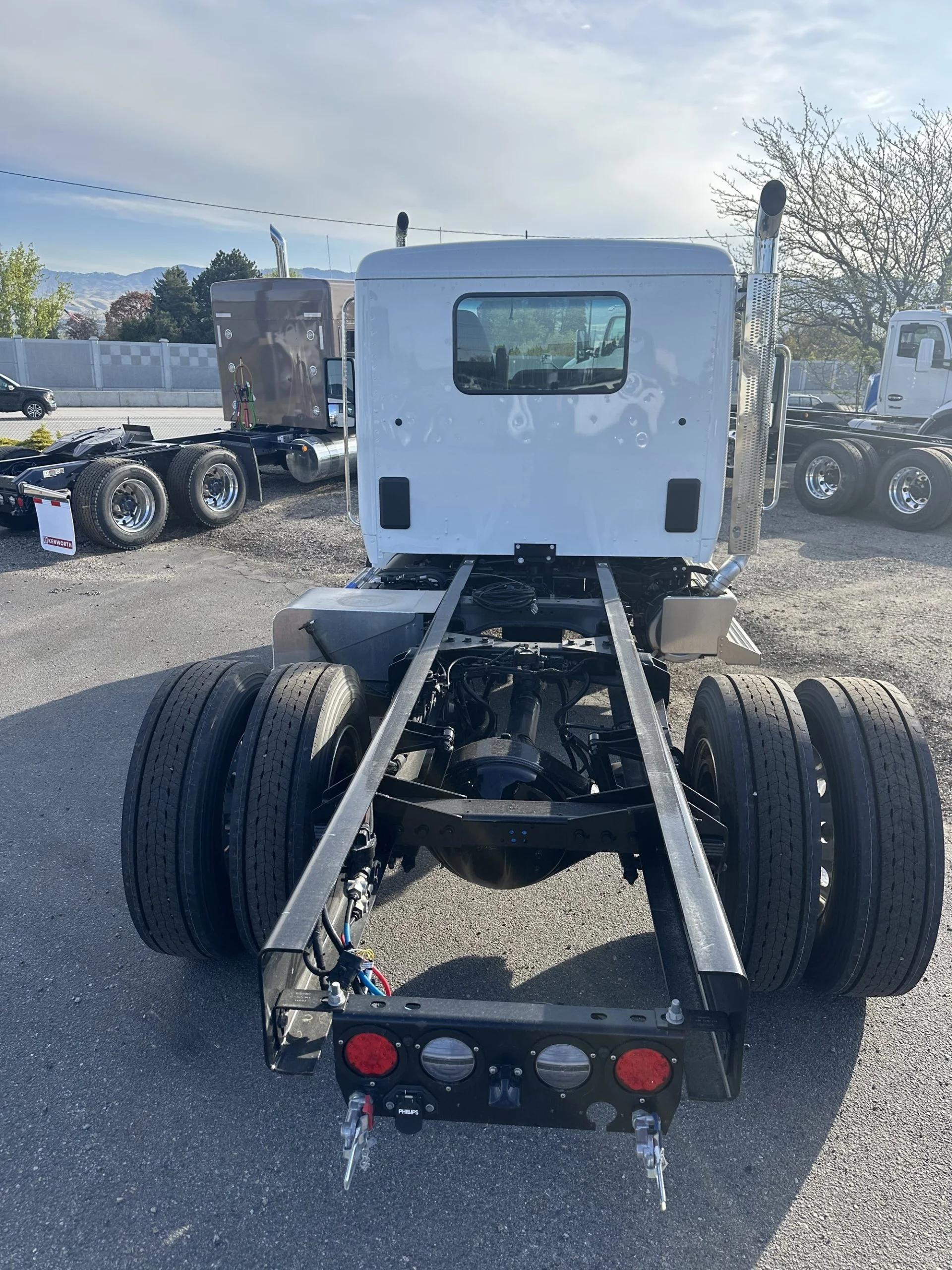 2025 Kenworth T380 in Boise, ID, ID — photo 5