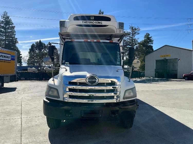 2018 Hino 338 in West Sacramento, CA — photo 2