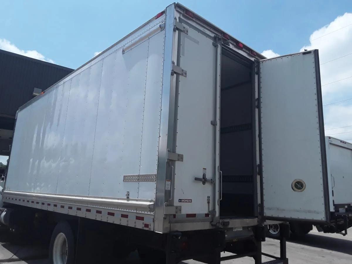 2019 International 4300 in Kansas City, MO — photo 6