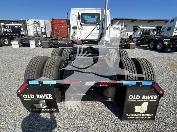 2026 Mack Pioneer — photo 4
