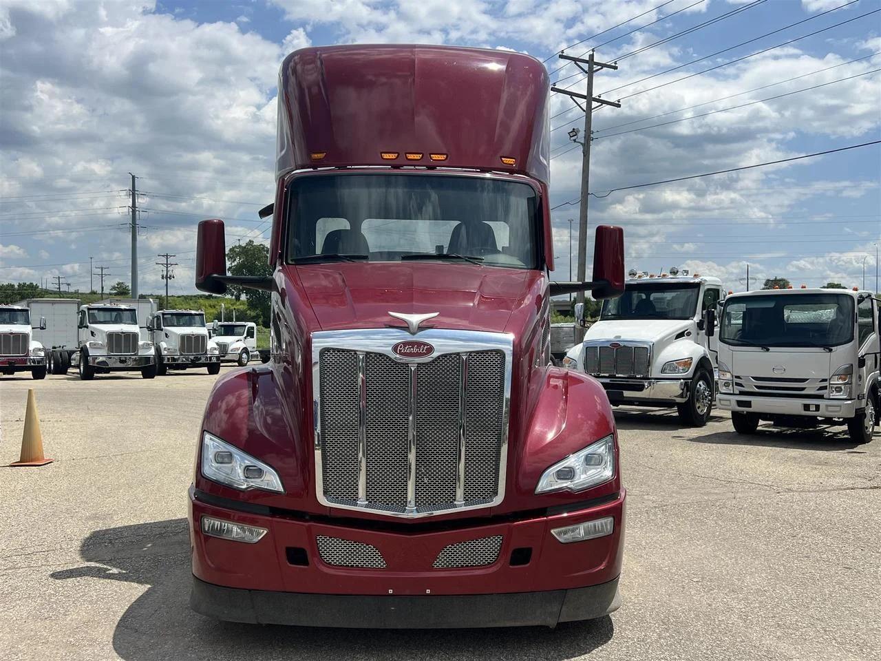 2022 Peterbilt 579
