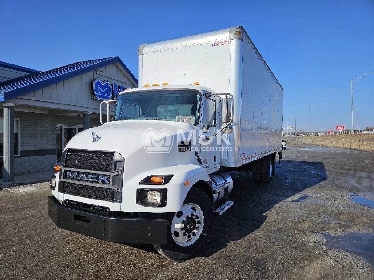 2021 Mack MD