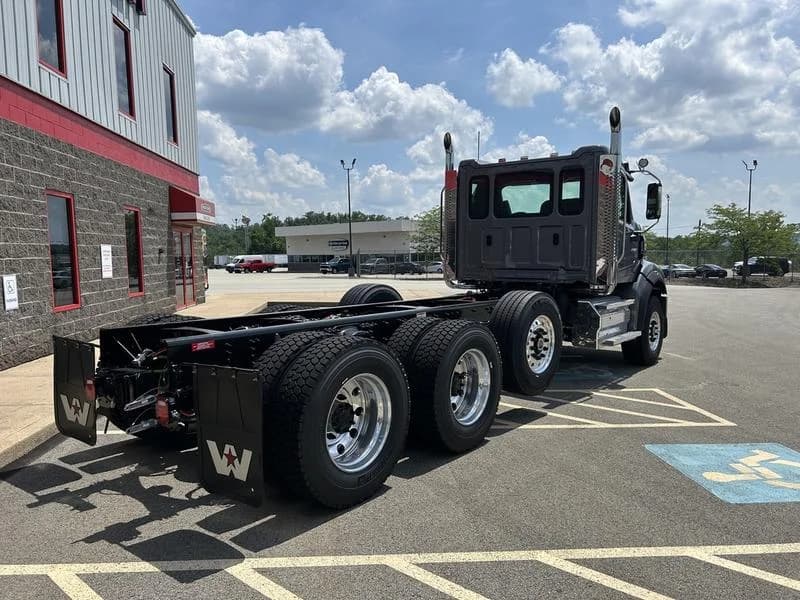 2026 Western Star 49X in Pittsburgh, PA — photo 3