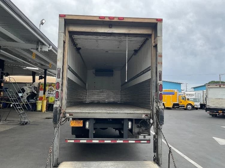 2019 Freightliner M2 106 in Fontana, CA — photo 8