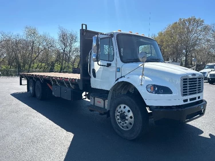 2020 Freightliner M2 106