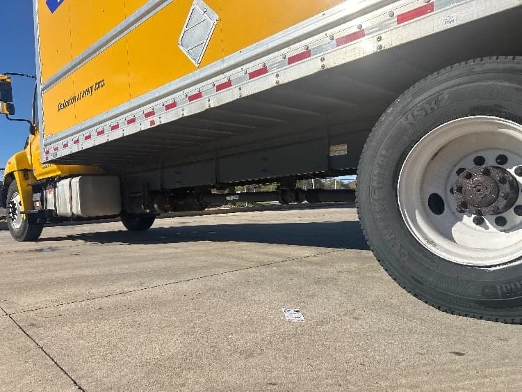 2020 Hino 338 in Roseville, MN — photo 5