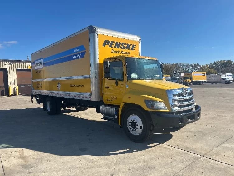 2020 Hino 338