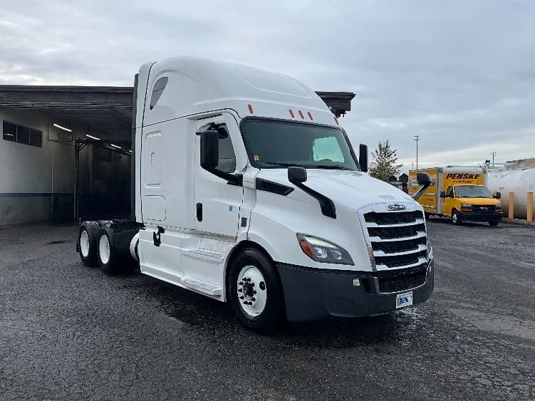 2023 Freightliner Cascadia