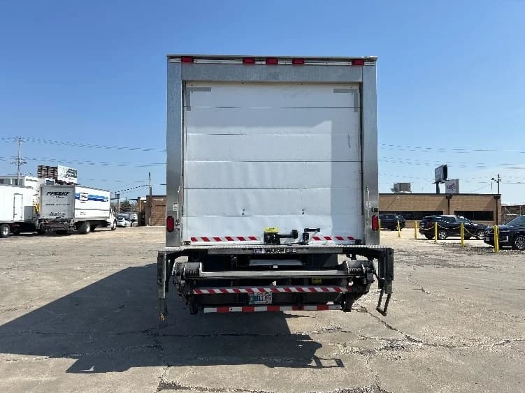 2019 International MV in Chicago (Melrose Park), IL — photo 7