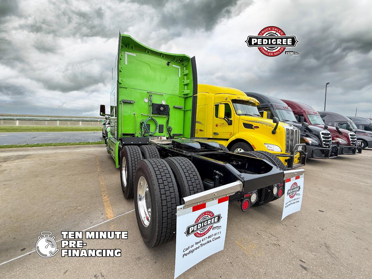 2023 Peterbilt 579 in Springfield, MO — photo 2