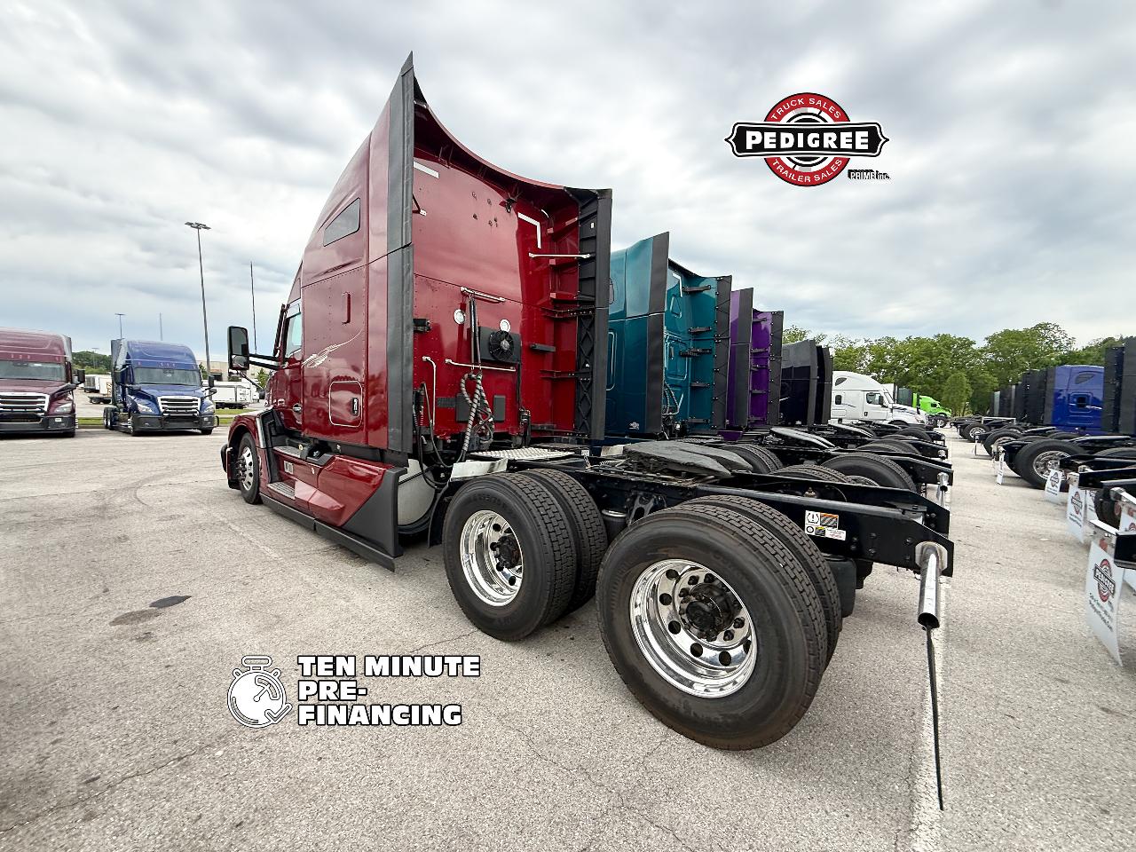 2024 Kenworth T680 in Springfield, MO — photo 2