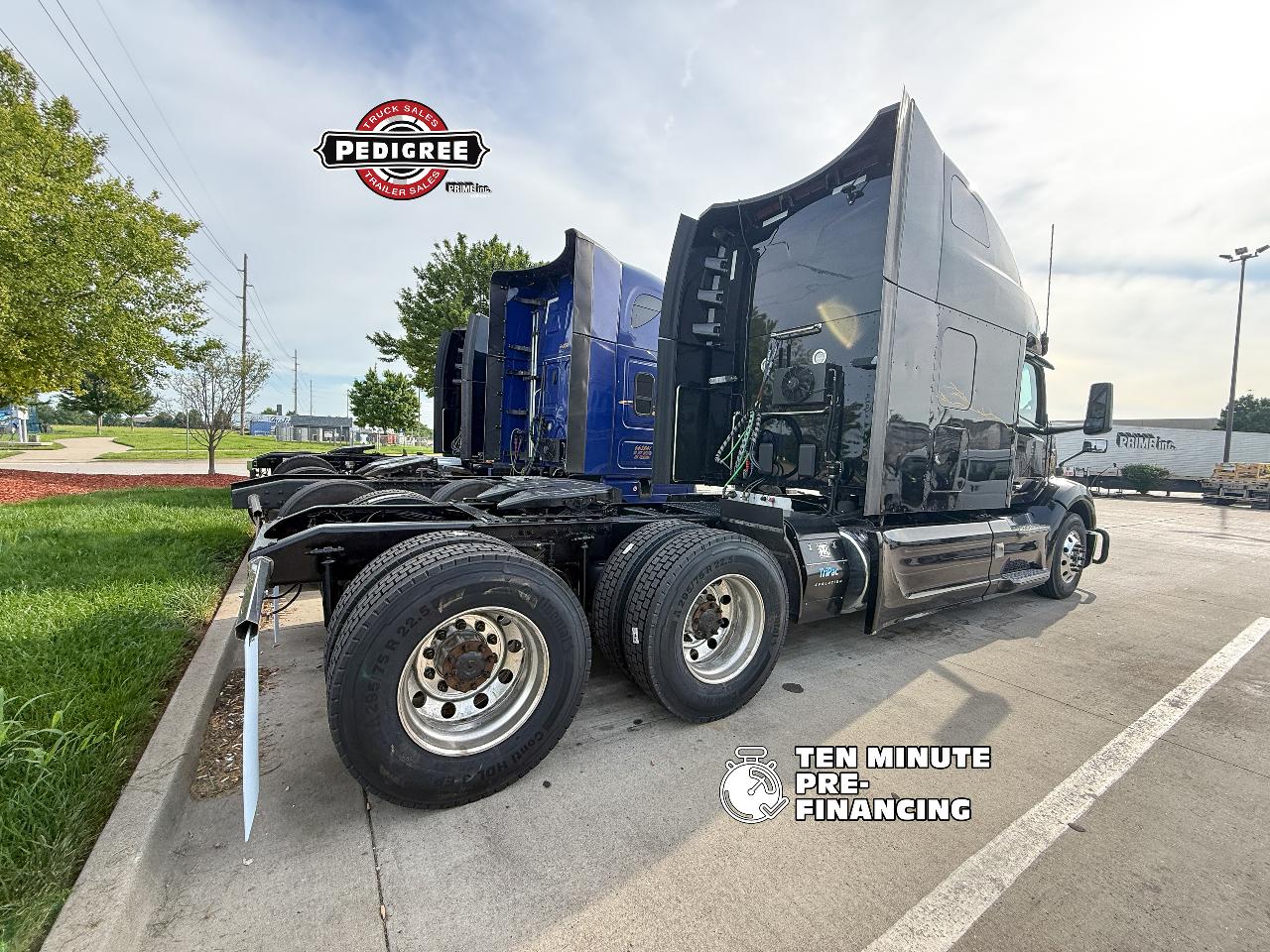 2024 Peterbilt 579 in Springfield, MO — photo 2