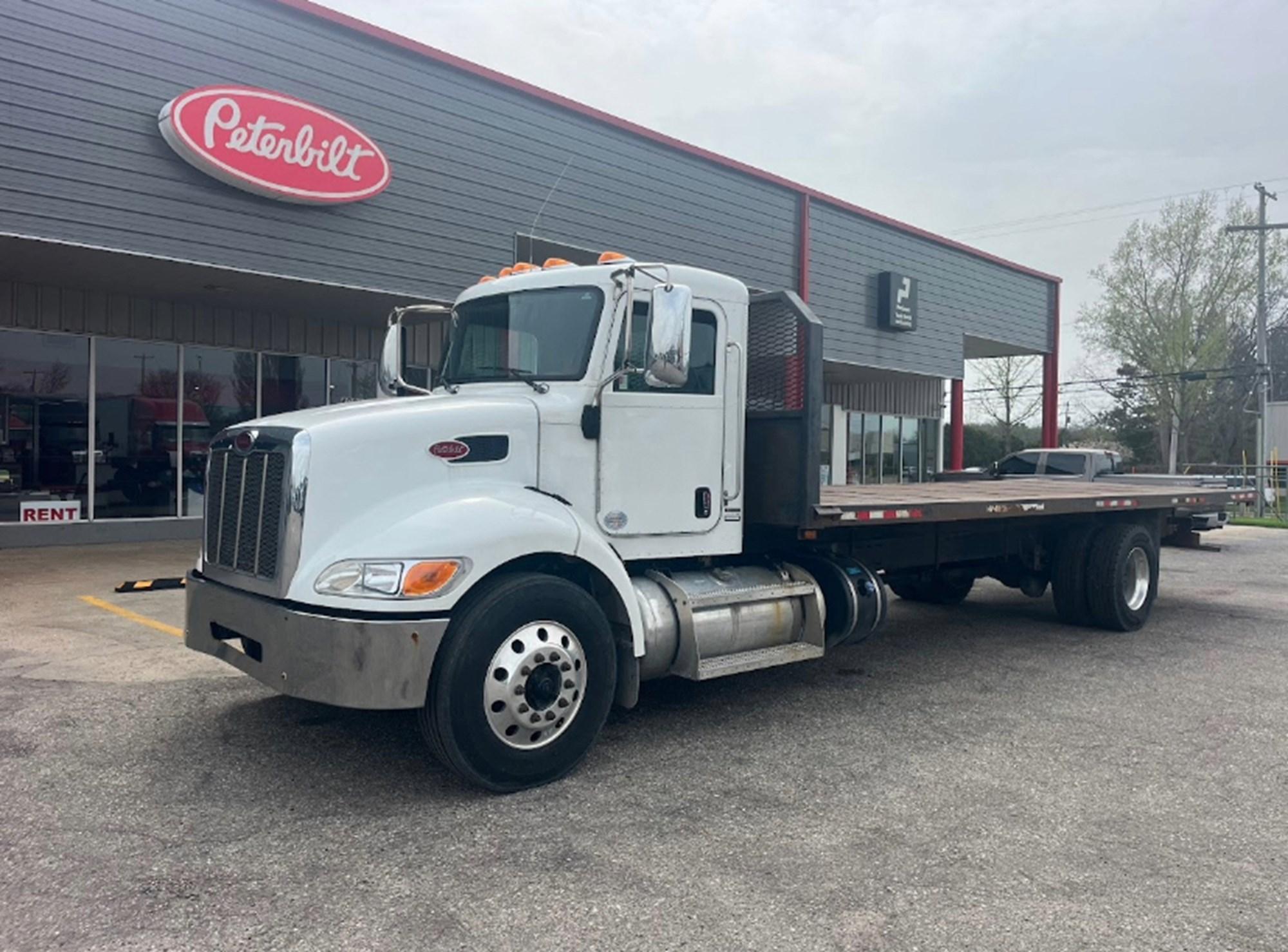 2019 Peterbilt 337 in Grand Rapids — photo 2