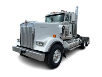 2027 Kenworth W900