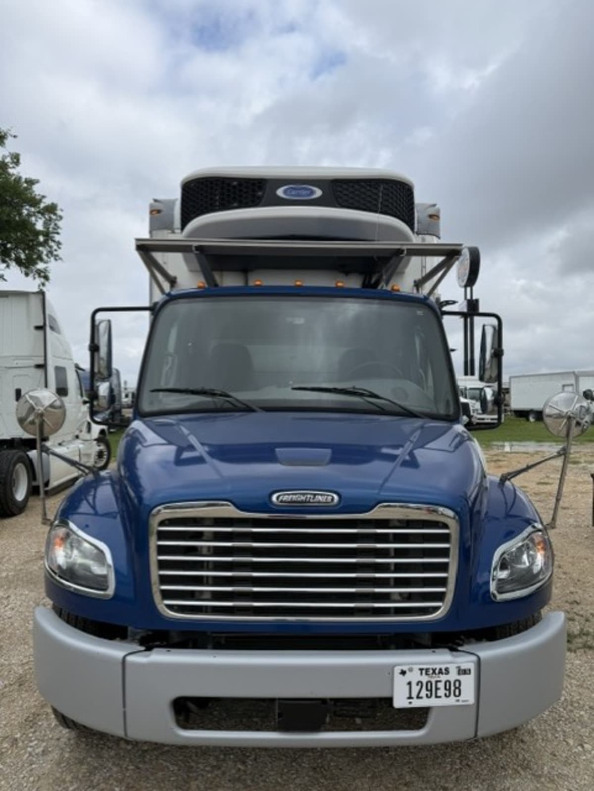 2021 Freightliner M2 106 in Converse, TX — photo 2