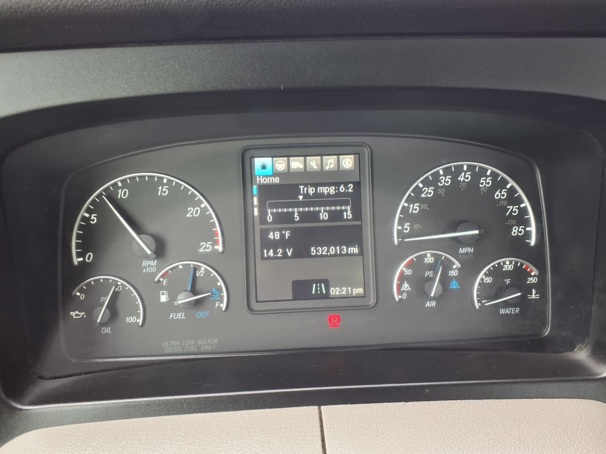 2021 Freightliner Cascadia in Taylor, MI — photo 9