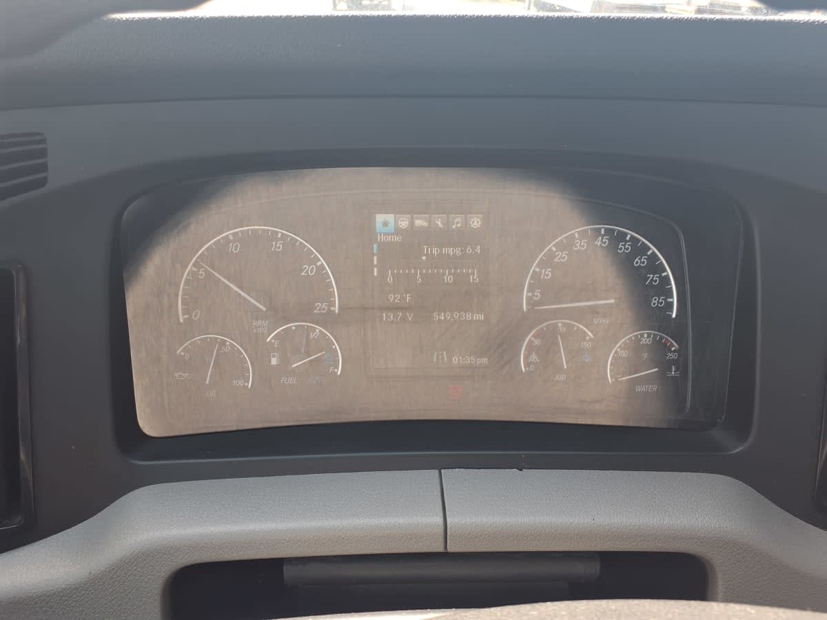 2021 Freightliner Cascadia in Taylor, MI — photo 9