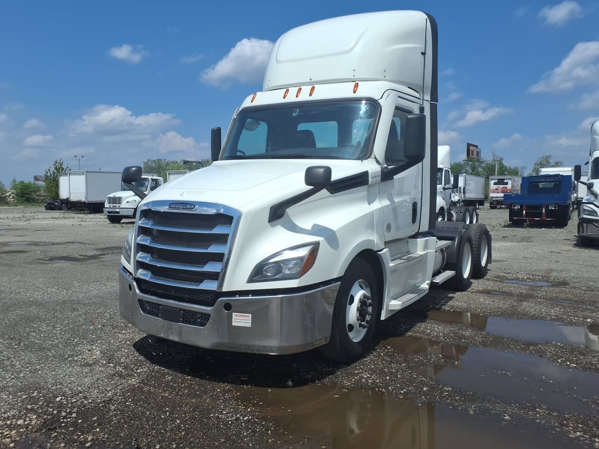 2021 Freightliner Cascadia