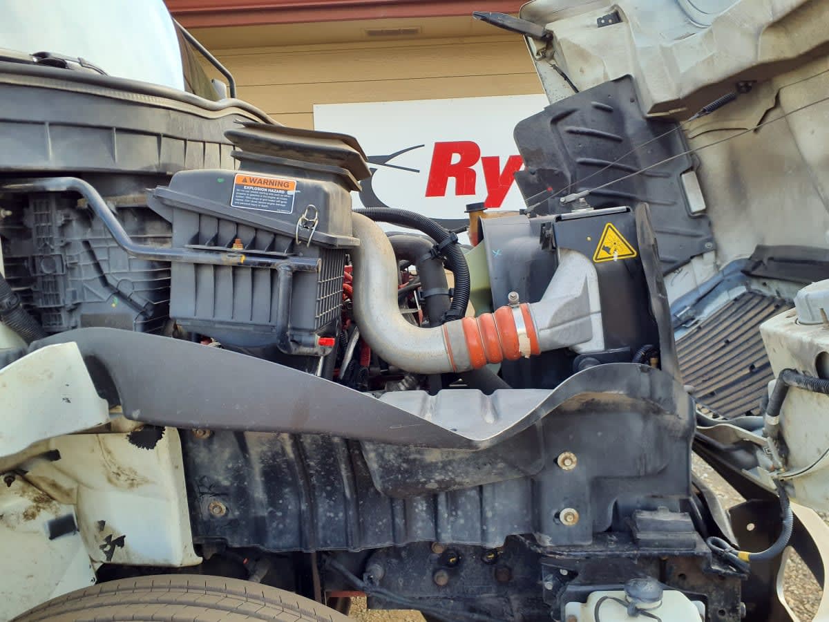 2021 International MV in Commerce City, CO — photo 10